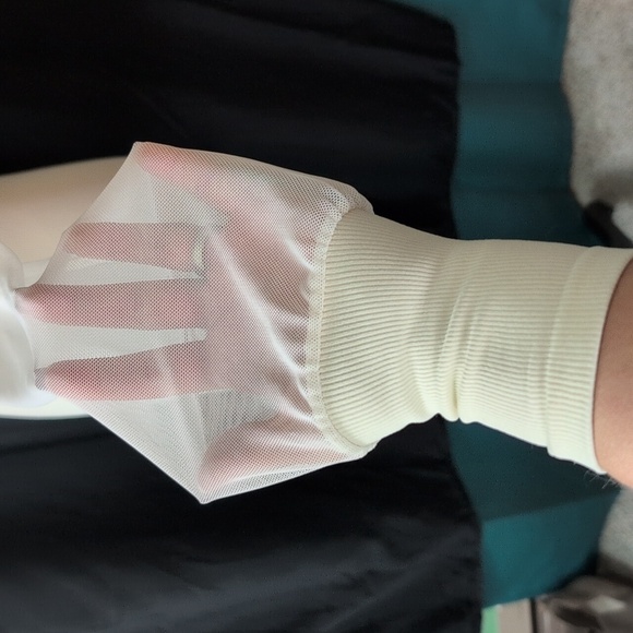 Free People Intimately. Light up layering Top. M/L. EUC - Picture 6 of 7